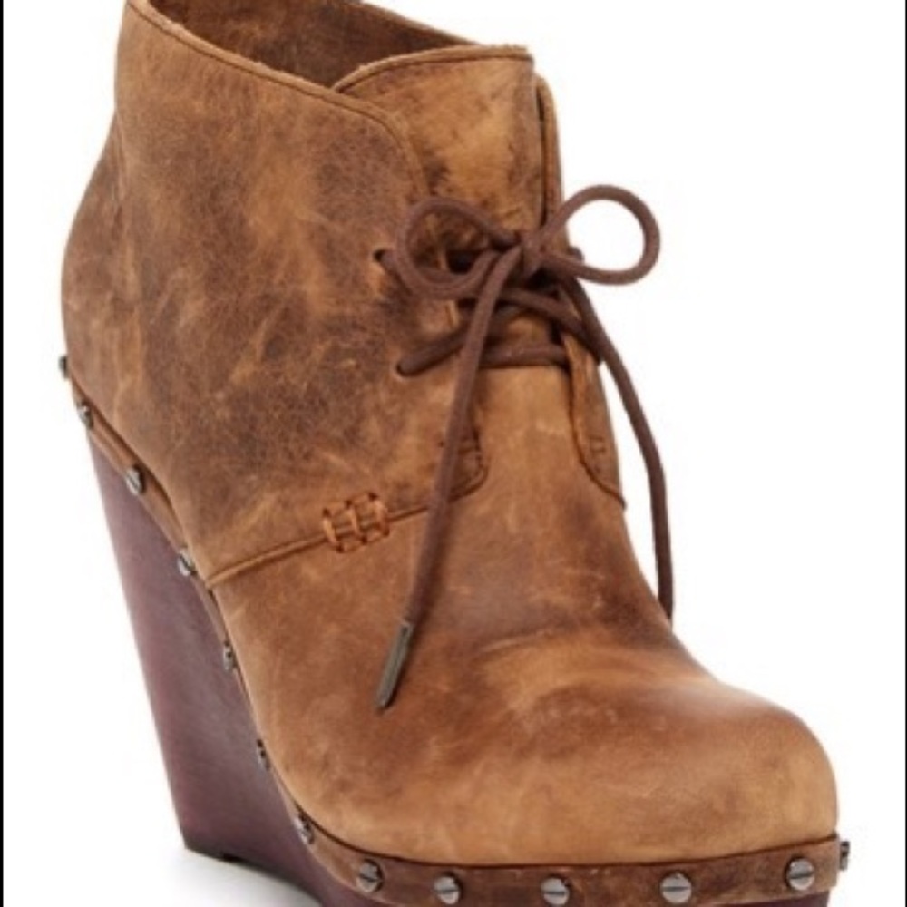 Women’s sz 9.5 aviator Dr Scholls booties